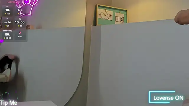 violeth hill online show from November 7, 7:29 pm