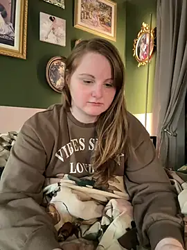 GingerSnap33 online show from March 2, 12:42 am