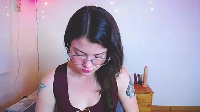 juli05star20 online show from February 6, 1:27 am