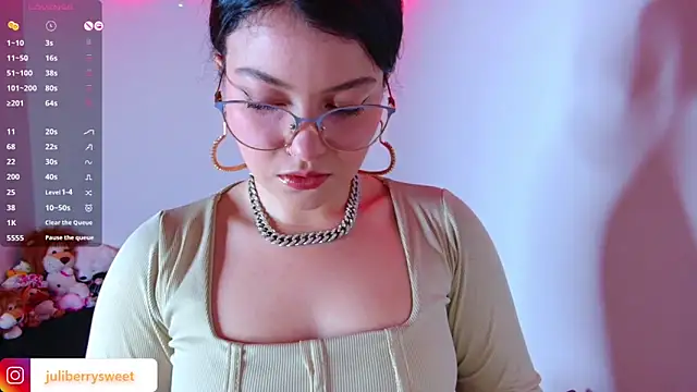 juli05star20 online show from November 18, 1:10 am