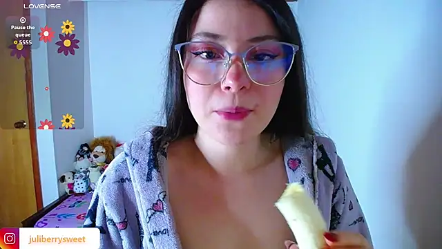 juli05star20 online show from October 24, 2:21 am