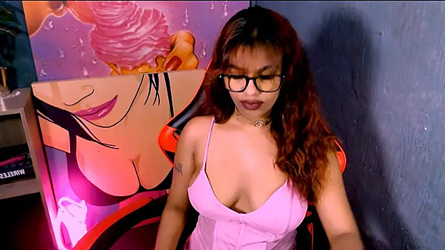 Snapshot of IndianAngelx chatting on February 27, 8:35 am IndianAngelx online show from February 27, 8:35 am