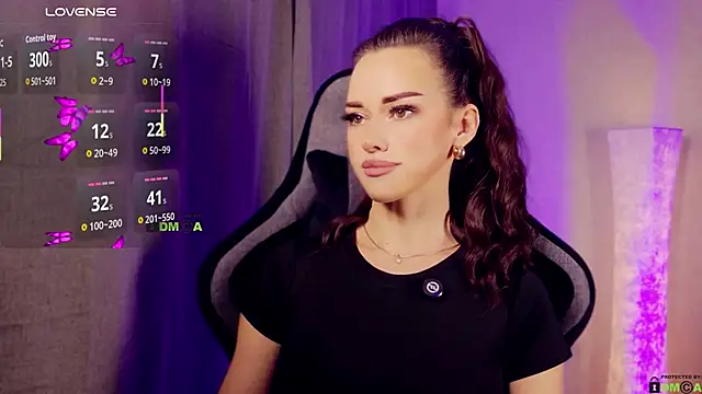 -CrazyAnna- online show from March 12, 5:28 pm