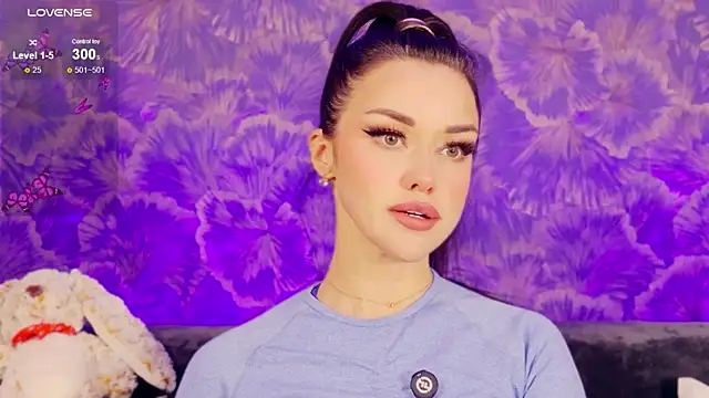 -CrazyAnna- online show from January 18, 6:11 pm