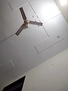 sri995955 online show from January 25, 2:25 pm