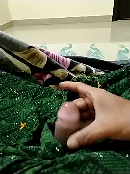 sri995955 online show from January 29, 5:24 pm