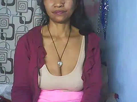 Snapshot of nene_belle chatting on June 30, 7:47 pm nene belle online show from June 30, 7:47 pm