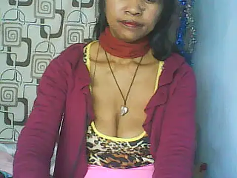 Snapshot of nene_belle chatting on June 27, 7:47 am nene belle online show from June 27, 7:47 am
