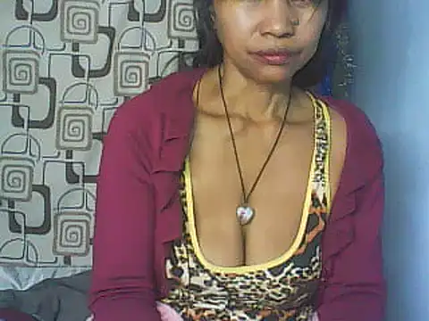 Snapshot of nene_belle chatting on June 26, 7:58 am nene belle online show from June 26, 7:58 am