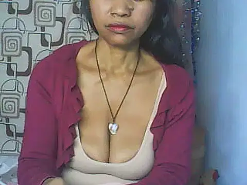 Snapshot of nene_belle chatting on June 28, 9:15 am nene belle online show from June 28, 9:15 am