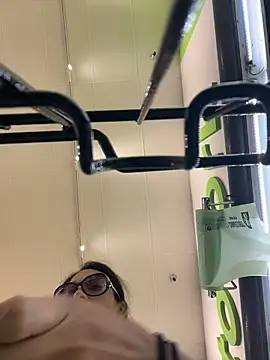 starrynikki online show from November 24, 6:08 pm