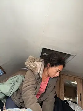 starrynikki online show from April 3, 2:45 pm