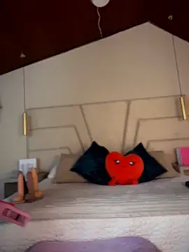 Miss ary online show from April 15, 11:38 am