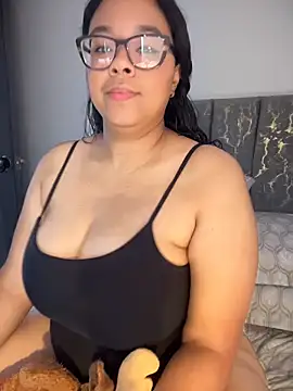 XMara online show from April 20, 2:40 pm