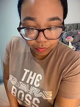 XMara online show from March 10, 2:43 pm