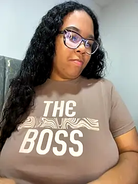 Snapshot of XMara chatting on September 11, 4:18 pm XMara online show from September 11, 4:18 pm