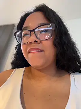 XMara online show from February 24, 4:08 pm