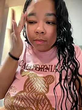 XMara online show from December 18, 4:33 pm