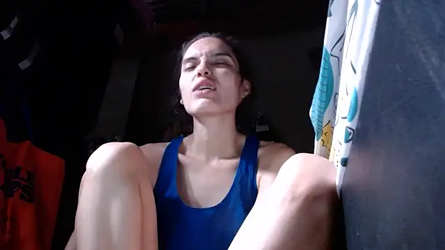 lilithanderson online show from December 20, 12:41 pm