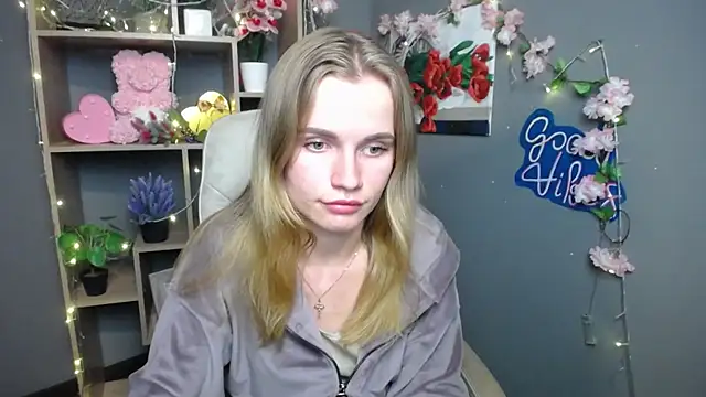 Snapshot of MargaritaKiss chatting on May 29, 7:53 pm MargaritaKiss online show from May 29, 7:53 pm