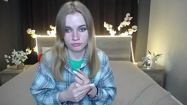 Snapshot of MargaritaKiss chatting on May 11, 7:55 pm MargaritaKiss online show from May 11, 7:55 pm