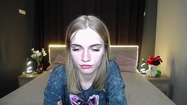Snapshot of MargaritaKiss chatting on September 8, 7:35 pm MargaritaKiss online show from September 8, 7:35 pm