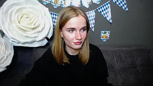 Snapshot of MargaritaKiss chatting on October 1, 6:45 pm MargaritaKiss online show from October 1, 6:45 pm