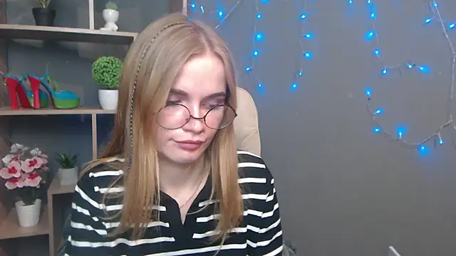 MargaritaKiss online show from November 9, 8:24 pm