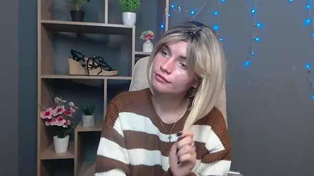 MargaritaKiss online show from December 2, 8:10 pm