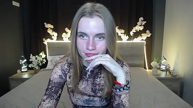 Snapshot of MargaritaKiss chatting on April 22, 6:25 pm MargaritaKiss online show from April 22, 6:25 pm