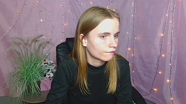 Snapshot of MargaritaKiss chatting on May 1, 7:41 pm MargaritaKiss online show from May 1, 7:41 pm