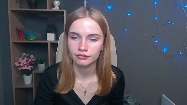 MargaritaKiss online show from November 6, 7:07 pm