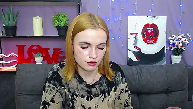 Snapshot of MargaritaKiss chatting on March 14, 10:49 pm MargaritaKiss online show from March 14, 10:49 pm