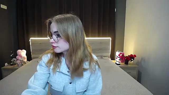 MargaritaKiss online show from January 11, 8:05 pm