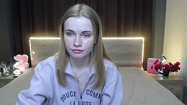 MargaritaKiss online show from February 5, 8:15 pm