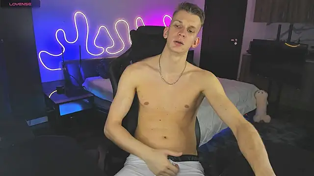 Brad Maloney online show from November 14, 7:28 pm