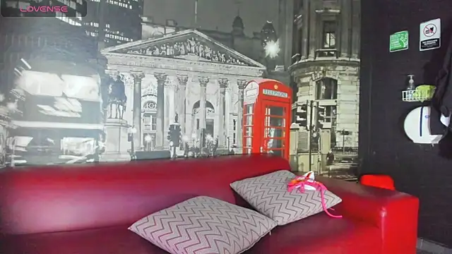 CloeRodriguez online show from May 25, 9:02 pm