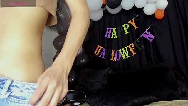 CloeRodriguez online show from November 3, 2:17 am