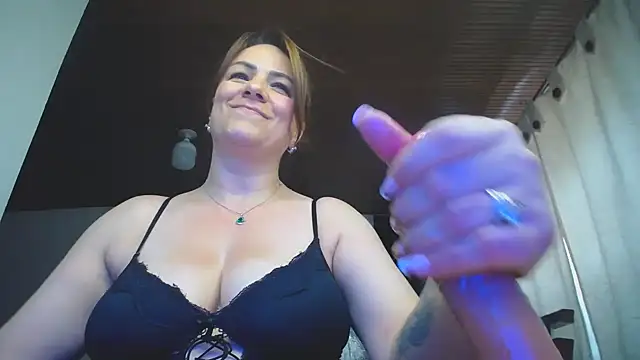 wandarubio online show from March 8, 10:02 pm