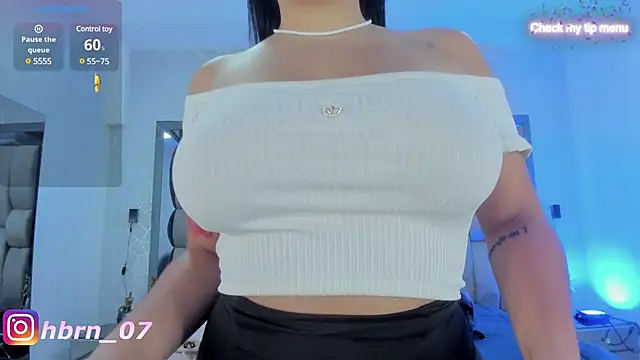 Snapshot of HailyBairen chatting on March 12, 7:36 pm HailyBairen online show from March 12, 7:36 pm