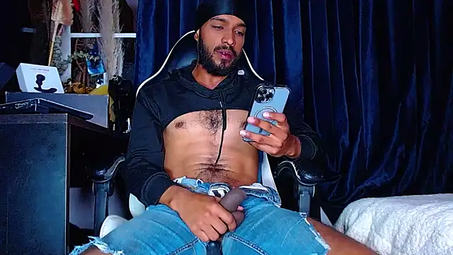 the dog lian online show from March 13, 1:05 pm