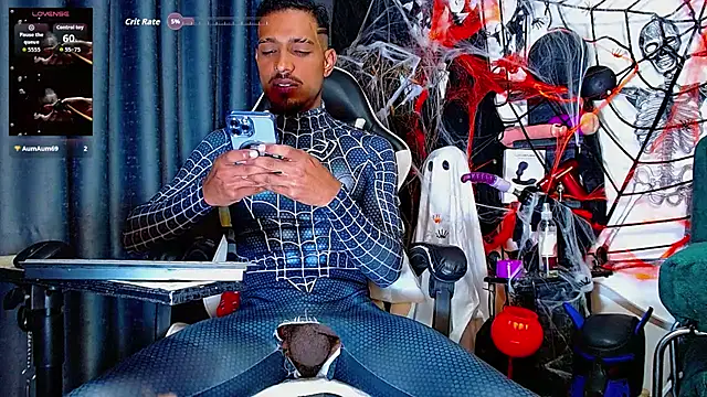 Snapshot of the_dog_lian chatting on October 30, 12:36 pm the dog lian online show from October 30, 12:36 pm