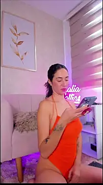 thaliacollins online show from October 27, 3:46 pm