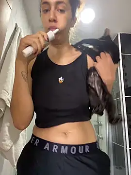 thaliacollins online show from November 2, 9:09 pm