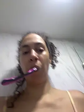 thaliacollins online show from December 20, 4:32 pm