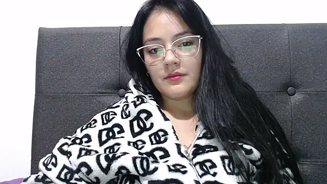 Snapshot of Alisha_99 chatting on October 12, 12:56 am Alisha 99 online show from October 12, 12:56 am