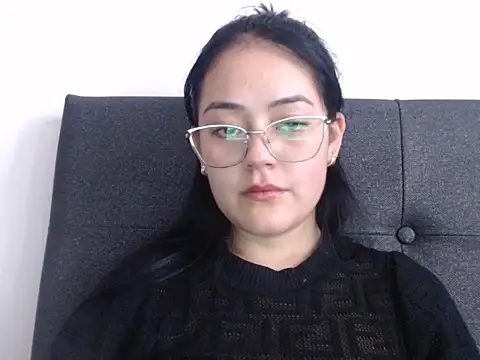 Snapshot of Alisha_99 chatting on October 19, 8:22 pm Alisha 99 online show from October 19, 8:22 pm