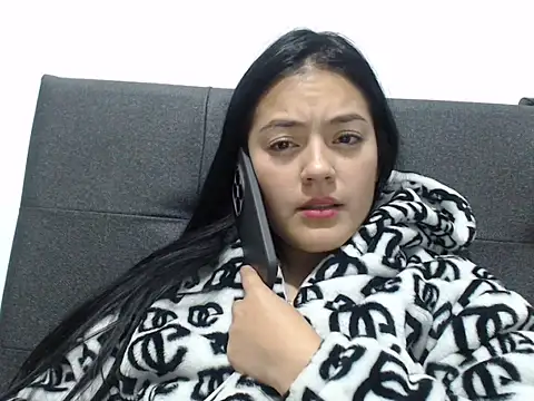 Snapshot of Alisha_99 chatting on June 19, 1:11 am Alisha 99 online show from June 19, 1:11 am