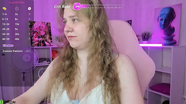 Snapshot of Megan_Violer chatting on June 15, 5:12 pm Megan Violer online show from June 15, 5:12 pm