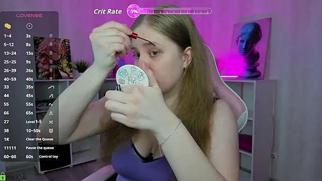 Snapshot of Megan_Violer chatting on May 25, 5:22 pm Megan Violer online show from May 25, 5:22 pm